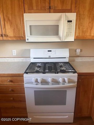 3940 E Cottonwood Way, Wasilla, AK 99654