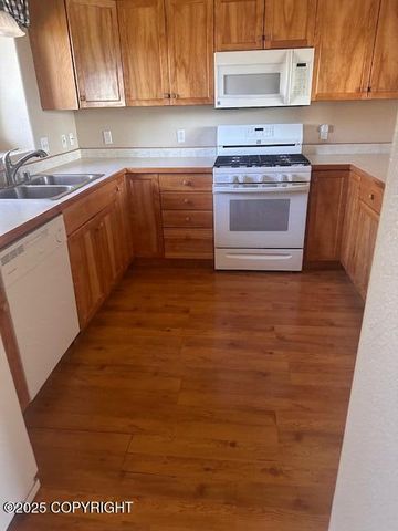 3940 E Cottonwood Way, Wasilla, AK 99654