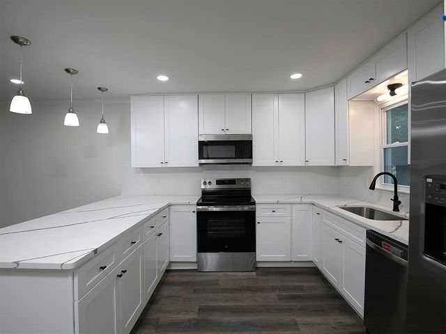 2883 Country Lane NW, Kennesaw, GA 30152
