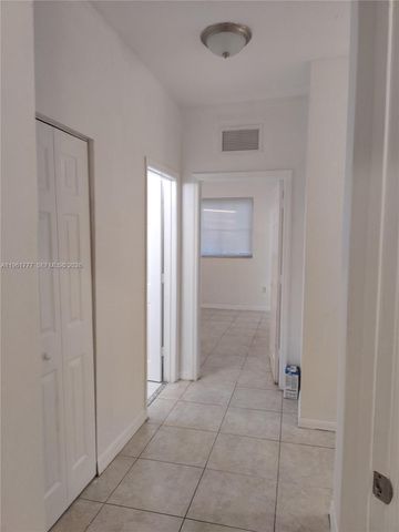 3928 SW 52nd Ave F6, Pembroke Park, FL 33023