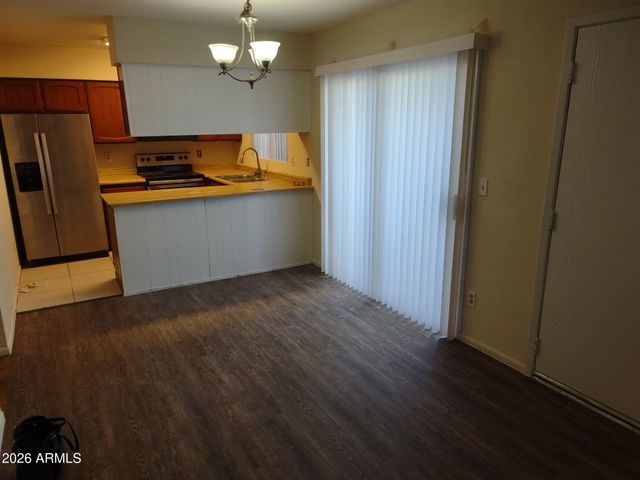 1029 W LAGUNA Drive, Tempe, AZ 85282