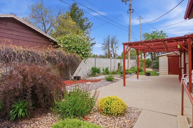211 W 5250 S, Washington Terrace, UT 84405
