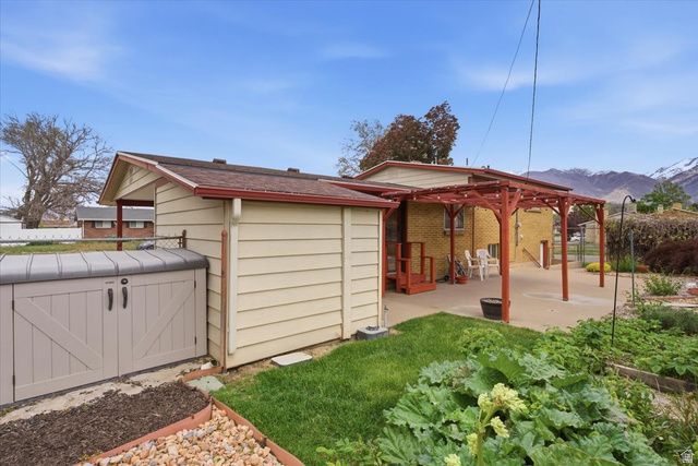 211 W 5250 S, Washington Terrace, UT 84405