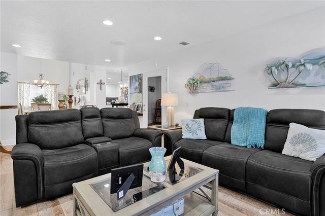 13380 Hidden Valley Rd, Victorville, CA 92395