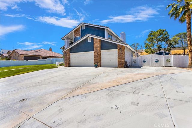 13380 Hidden Valley Rd, Victorville, CA 92395