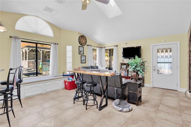 13380 Hidden Valley Rd, Victorville, CA 92395