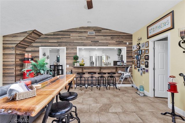13380 Hidden Valley Rd, Victorville, CA 92395