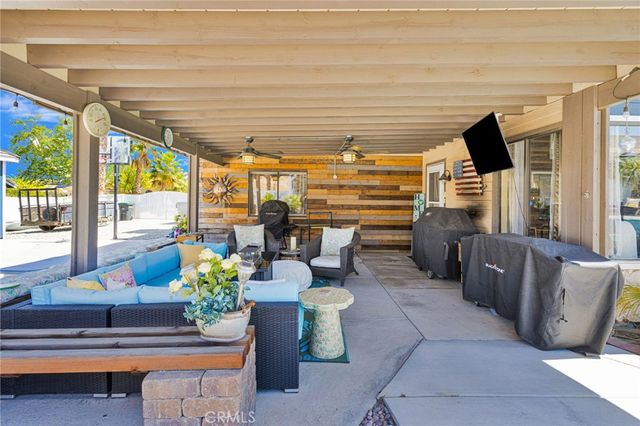 13380 Hidden Valley Rd, Victorville, CA 92395