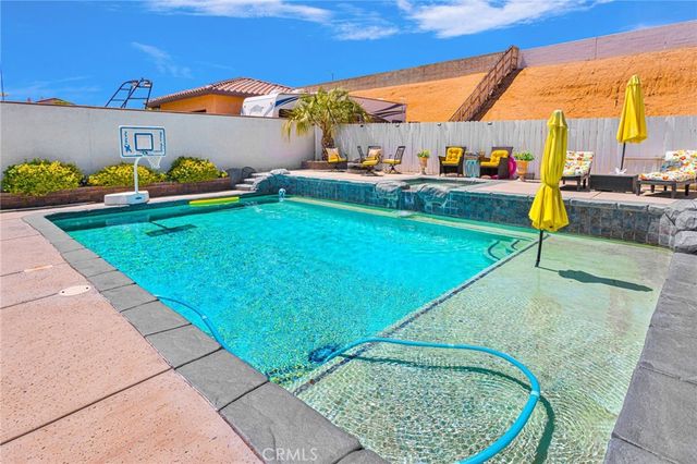13380 Hidden Valley Rd, Victorville, CA 92395