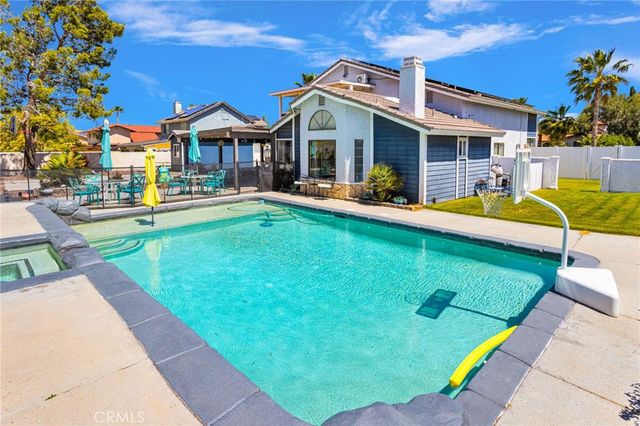 13380 Hidden Valley Rd, Victorville, CA 92395