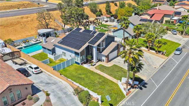 13380 Hidden Valley Rd, Victorville, CA 92395