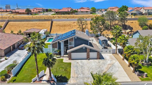 13380 Hidden Valley Rd, Victorville, CA 92395