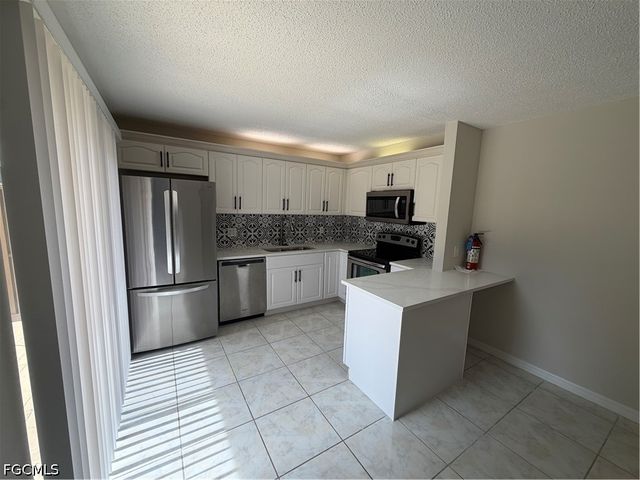 5606 Malt DR 2, Fort Myers, FL 33907