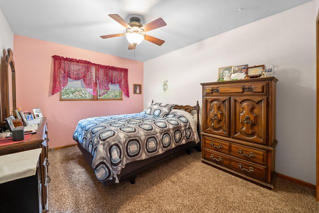 7712 Delaware Place, Merrillville, IN 46410
