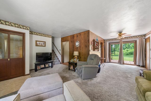 7712 Delaware Place, Merrillville, IN 46410