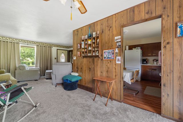 7712 Delaware Place, Merrillville, IN 46410