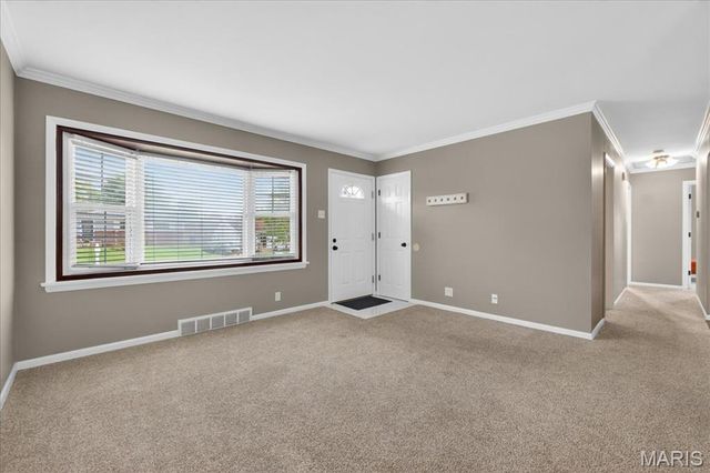 11141 Pine Forest Drive, St Louis, MO 63126