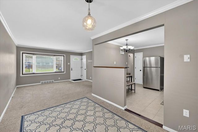 11141 Pine Forest Drive, St Louis, MO 63126