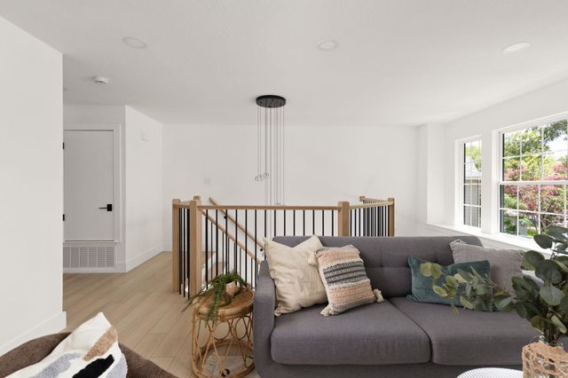 8708 Cretys CV, Austin, TX 78745