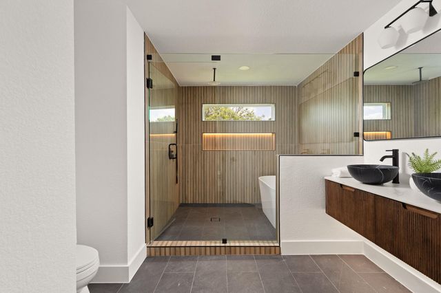 8708 Cretys CV, Austin, TX 78745