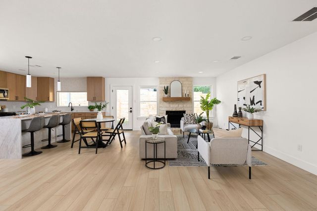 8708 Cretys CV, Austin, TX 78745