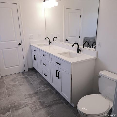 24019 Tullymore Drive, Macomb Township, MI 48042