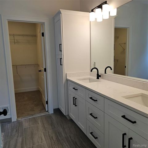 24019 Tullymore Drive, Macomb Township, MI 48042