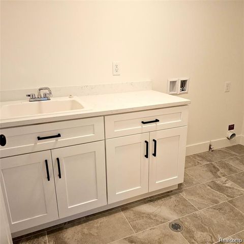 24019 Tullymore Drive, Macomb Township, MI 48042