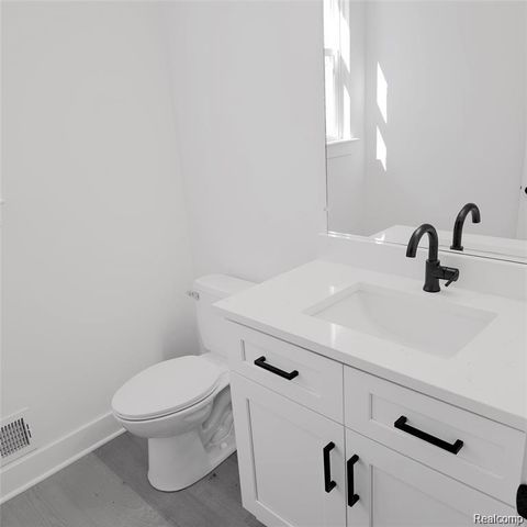 24019 Tullymore Drive, Macomb Township, MI 48042