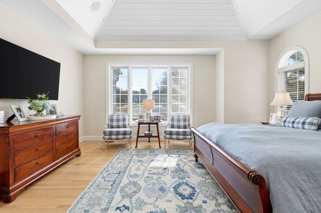 34 Farm Valley Road, Osterville, MA 02655