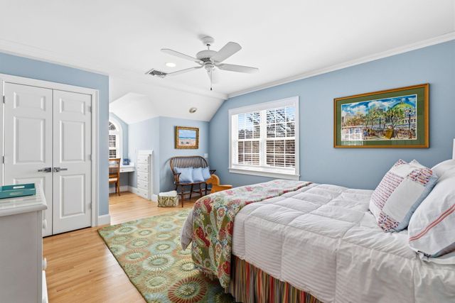 34 Farm Valley Road, Osterville, MA 02655
