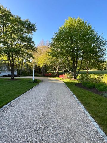 34 Farm Valley Road, Osterville, MA 02655