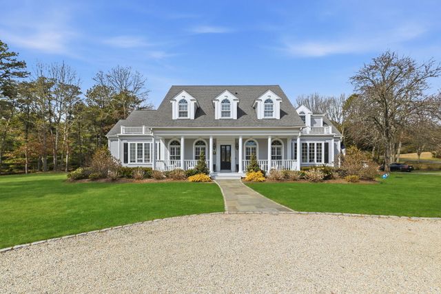 34 Farm Valley Road, Osterville, MA 02655