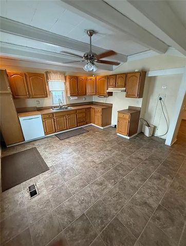 1219 E 24 Avenue, North Kansas City, MO 64116