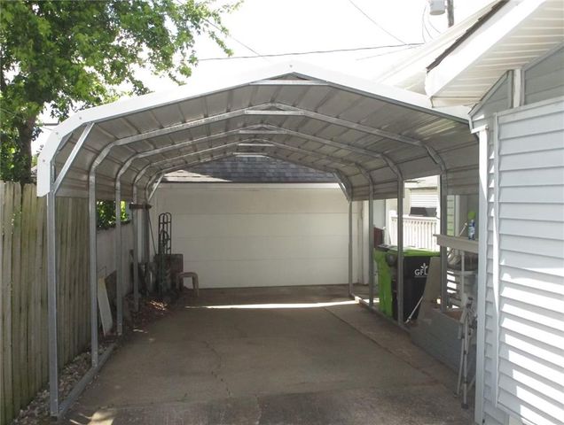 1219 E 24 Avenue, North Kansas City, MO 64116