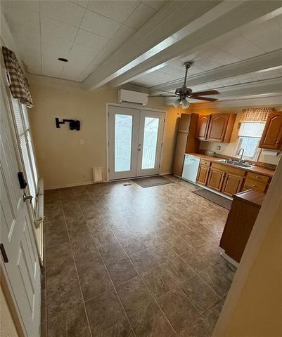 1219 E 24 Avenue, North Kansas City, MO 64116