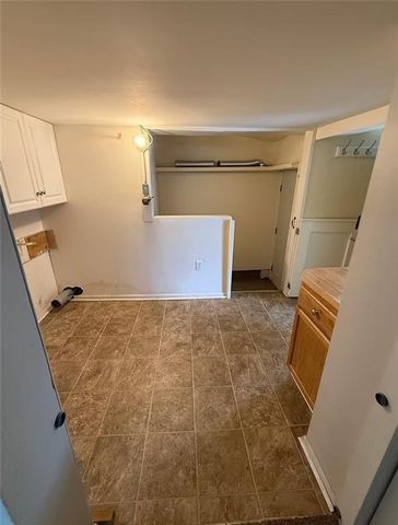 1219 E 24 Avenue, North Kansas City, MO 64116