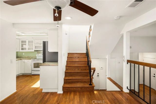 2000 W Palmyra 10, Orange, CA 92868