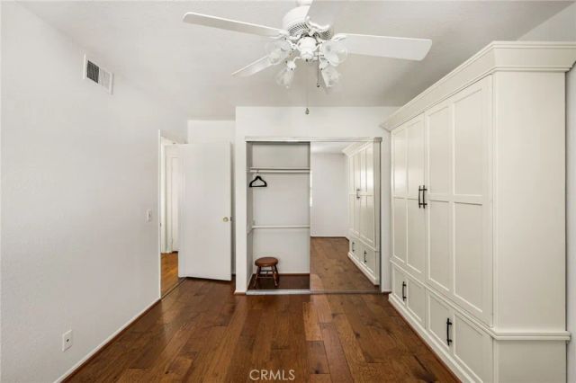 2000 W Palmyra 10, Orange, CA 92868