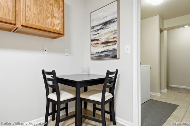 29639 Nottingham Circle, Livonia, MI 48152