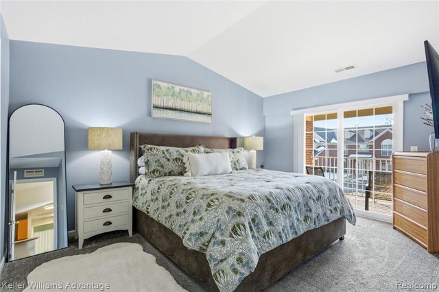 29639 Nottingham Circle, Livonia, MI 48152