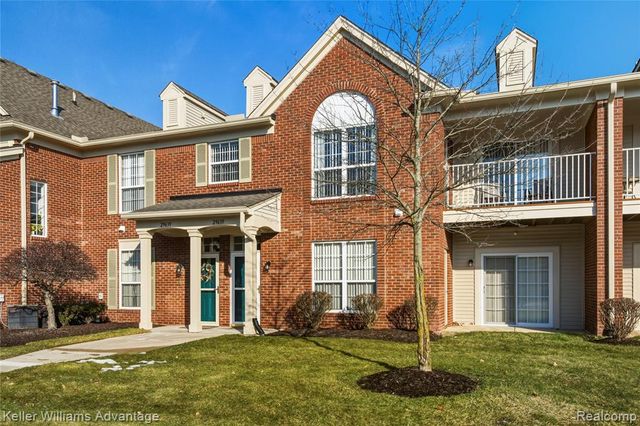 29639 Nottingham Circle, Livonia, MI 48152