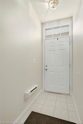 29639 Nottingham Circle, Livonia, MI 48152