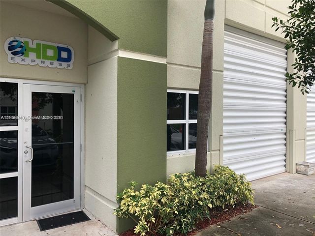 1845 NW 112th Ave 210, Sweetwater, FL 33172