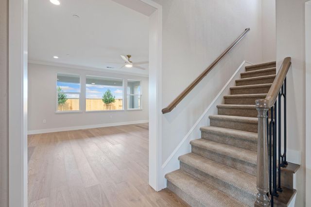 727 E Chelsea St, Lodi, CA 95242