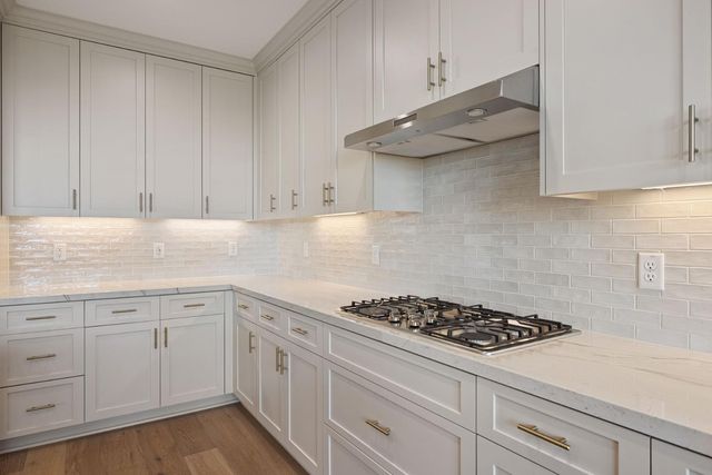 727 E Chelsea St, Lodi, CA 95242