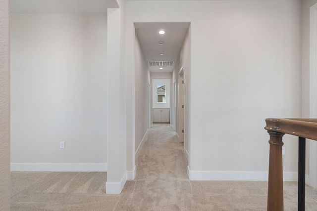 727 E Chelsea St, Lodi, CA 95242