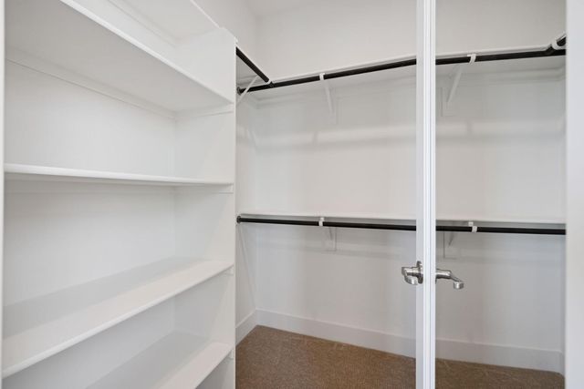 727 E Chelsea St, Lodi, CA 95242