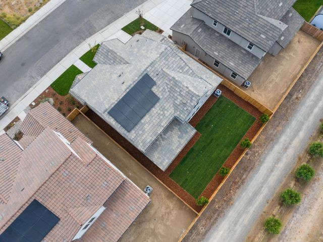 727 E Chelsea St, Lodi, CA 95242