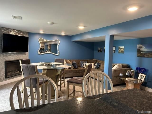 15471 Whitaker Road, Fenton Charter Township, MI 48451